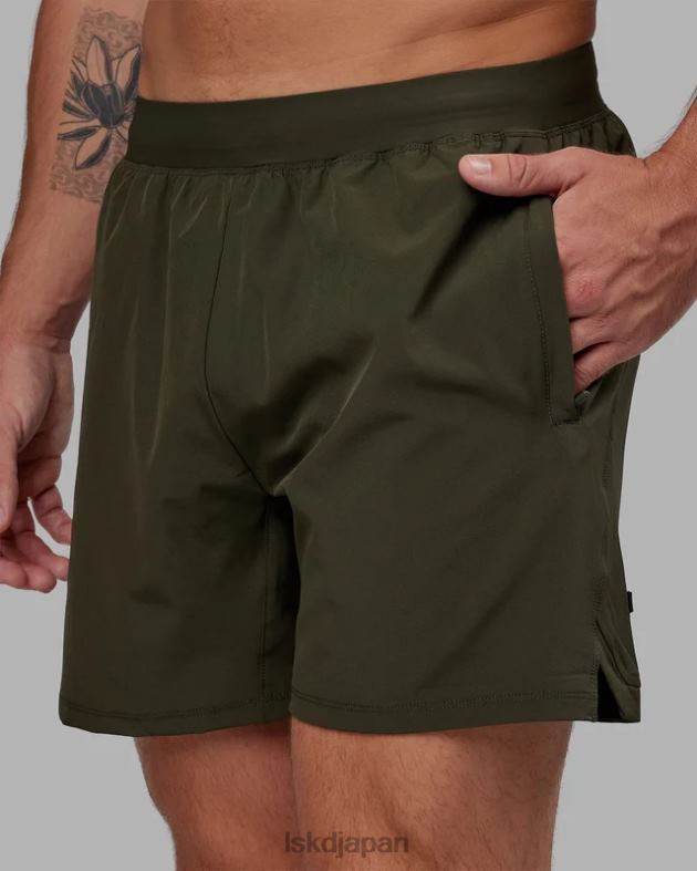 チャレンジャー 6 インチ裏地付きパフォーマンス ショート - 森の夜 LSKD 男性 衣服 082HP1067