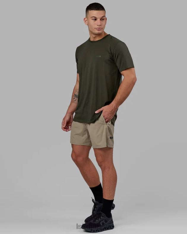 チャレンジャー 6 インチ裏地付きパフォーマンスショーツ - ローレルオーク LSKD 男性 衣服 082HP1074