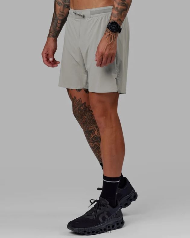 ウルトラエア 6 インチ裏地付きパフォーマンス ショート - アロイ LSKD 男性 衣服 082HP1096