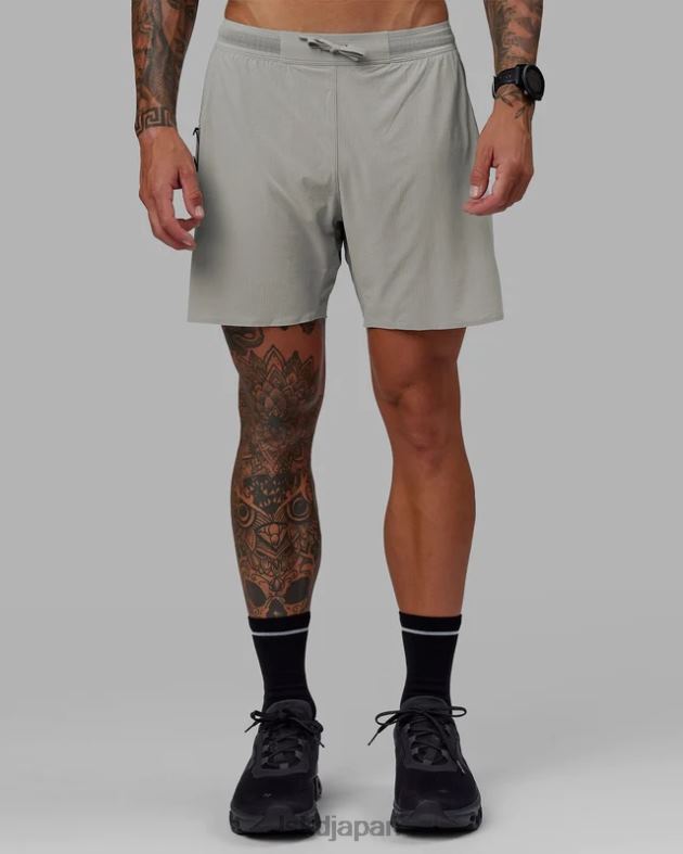 ウルトラエア 6 インチ裏地付きパフォーマンス ショート - アロイ LSKD 男性 衣服 082HP1096