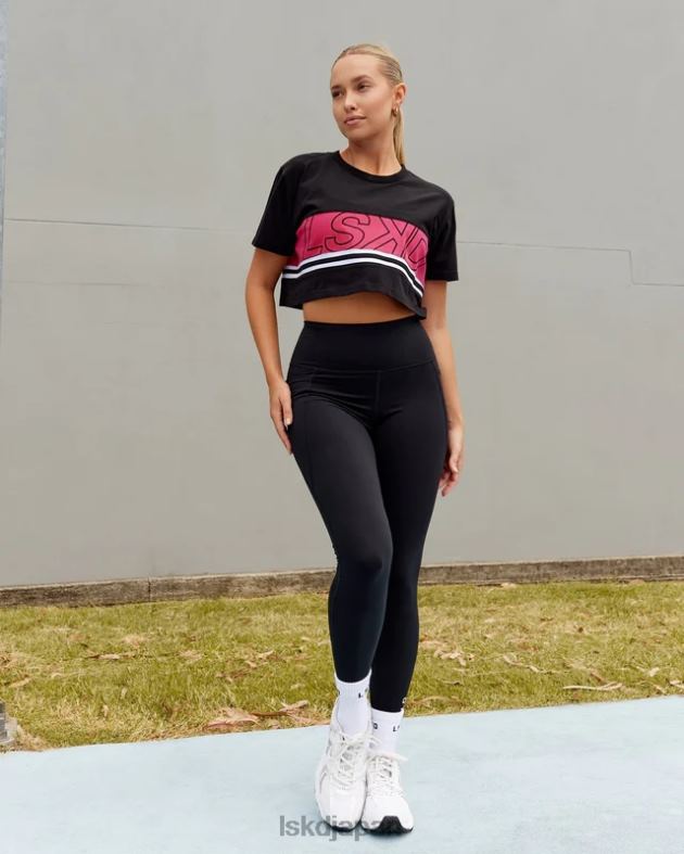 ラインナップクロップドTシャツ - ブラック-ボイセンベリー LSKD 女性 衣服 082HP292