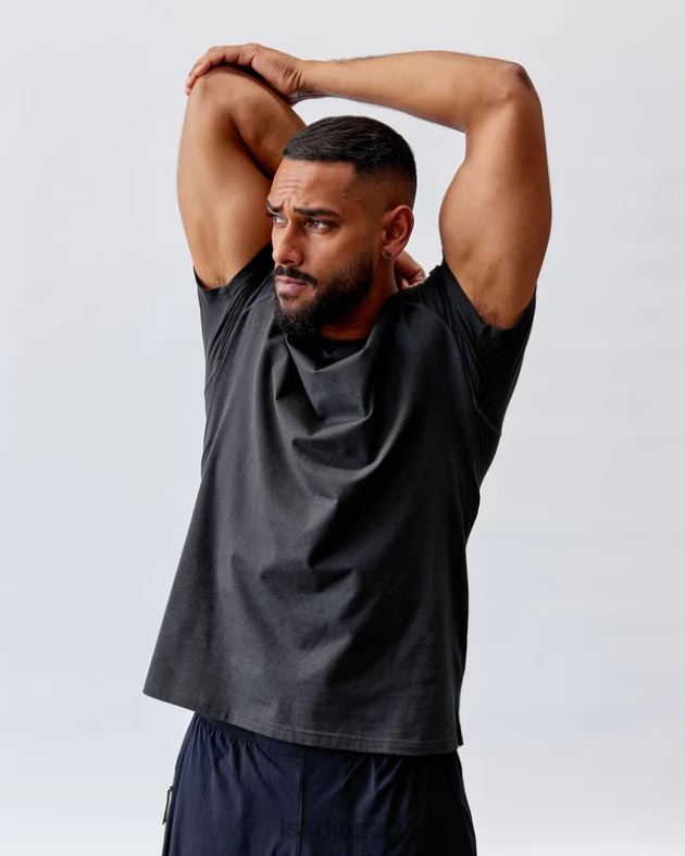 パフォーム ヴェイパーフロクス T シャツ - ブラックメール LSKD 男性 衣服 082HP920